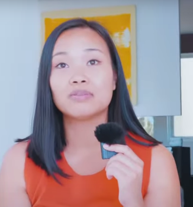 Ploy Boonmeeprasert (27)